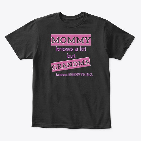 Grandma knows Everything | Premium Unisex T-Shirt