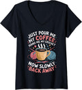Womens Hand Me My Crochet Club Yarn Lover Crochet Lover Yarn Addict V-Neck
