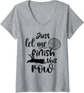 Knitting Crochet Crocheting Cat Kitten Yarn Mom Woman Girl V-Neck