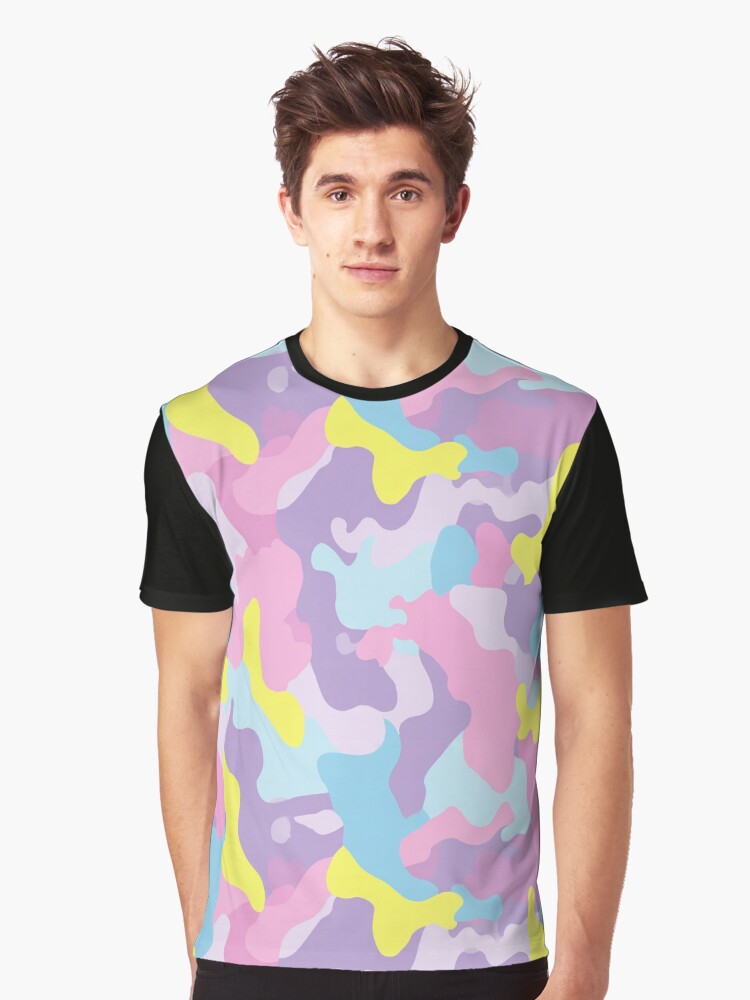 Chic Luxurious Camo Print For Outdoor Enthusiast Graphic T Shirt T Shirt Aesthetic Fit Top Rated Design