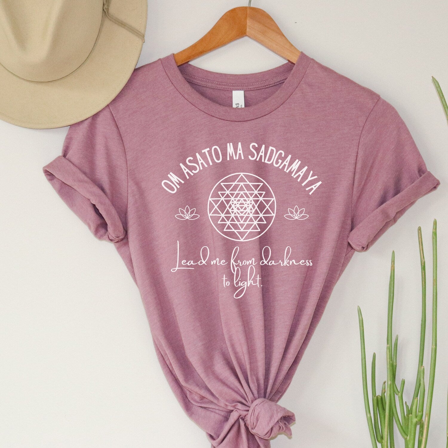 Om Asato Ma Sadgamaya T-Shirt | Sri Yantra Yoga Tee