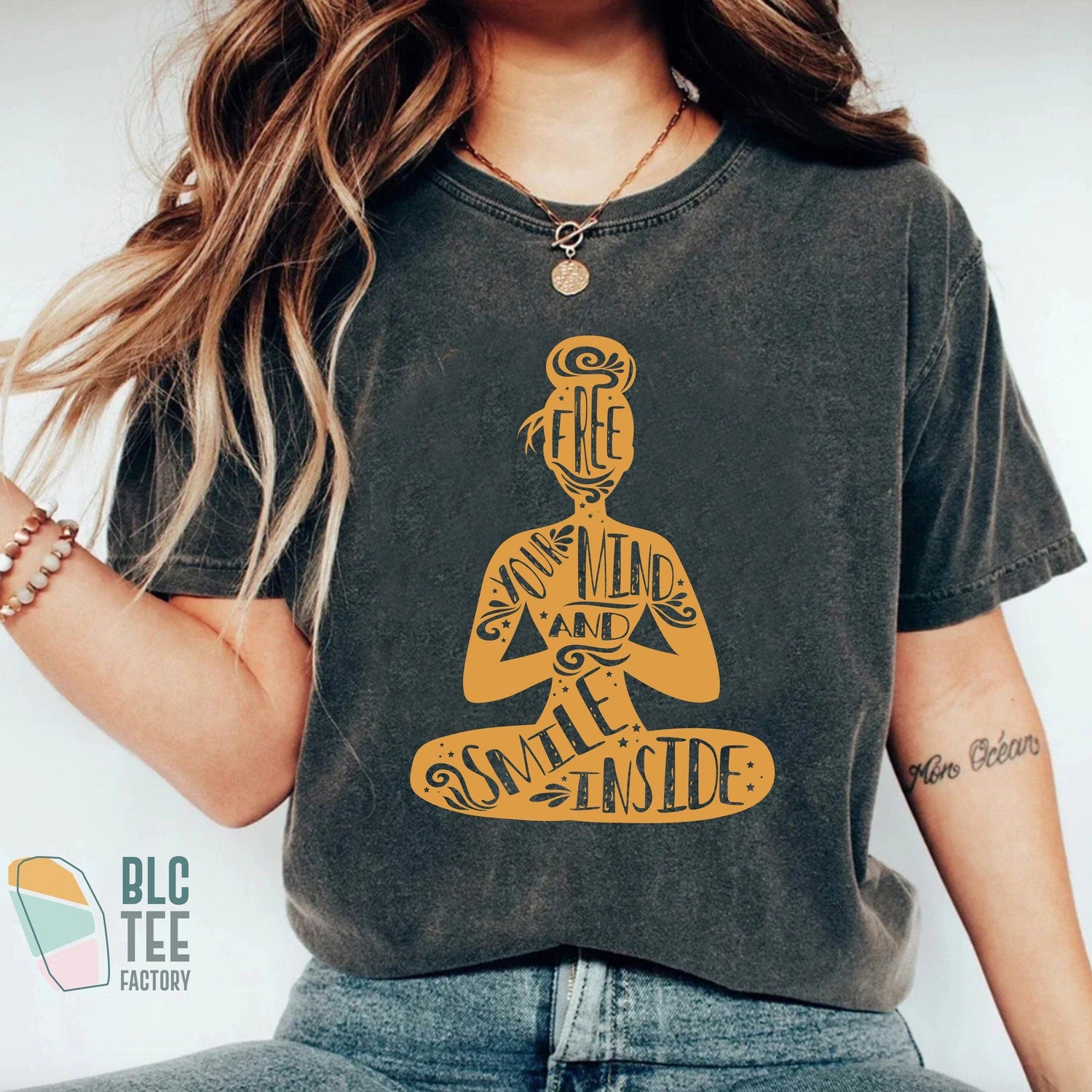 Free Your Mind Yoga T-Shirt, Trendy Positive Meditation Yoga Lover Workout Shirt, Yoga Outfit Class Fitness Instructor Women Yogi Tee Gift