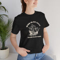 Unisex Wind in My Sails Chaos in my Wake Inspirational Quote Tee: Relaxed Fit Shirt Gift
