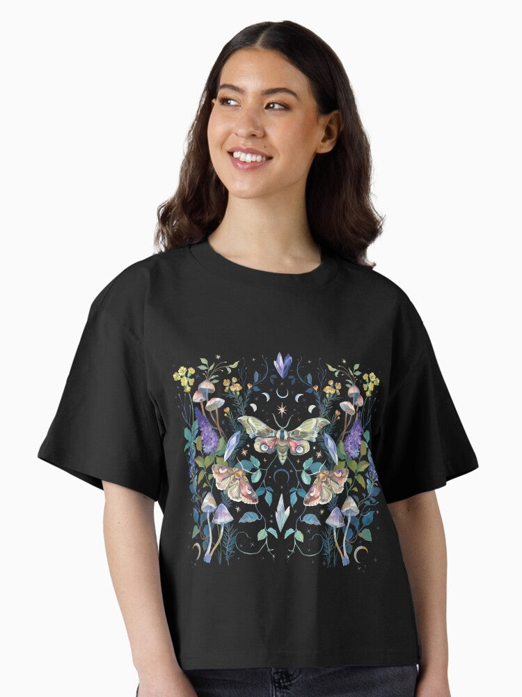 Crystal Moth Mushroom Boxy T Shirt Boxy T Shirt Streetwear Style Boxy Fit