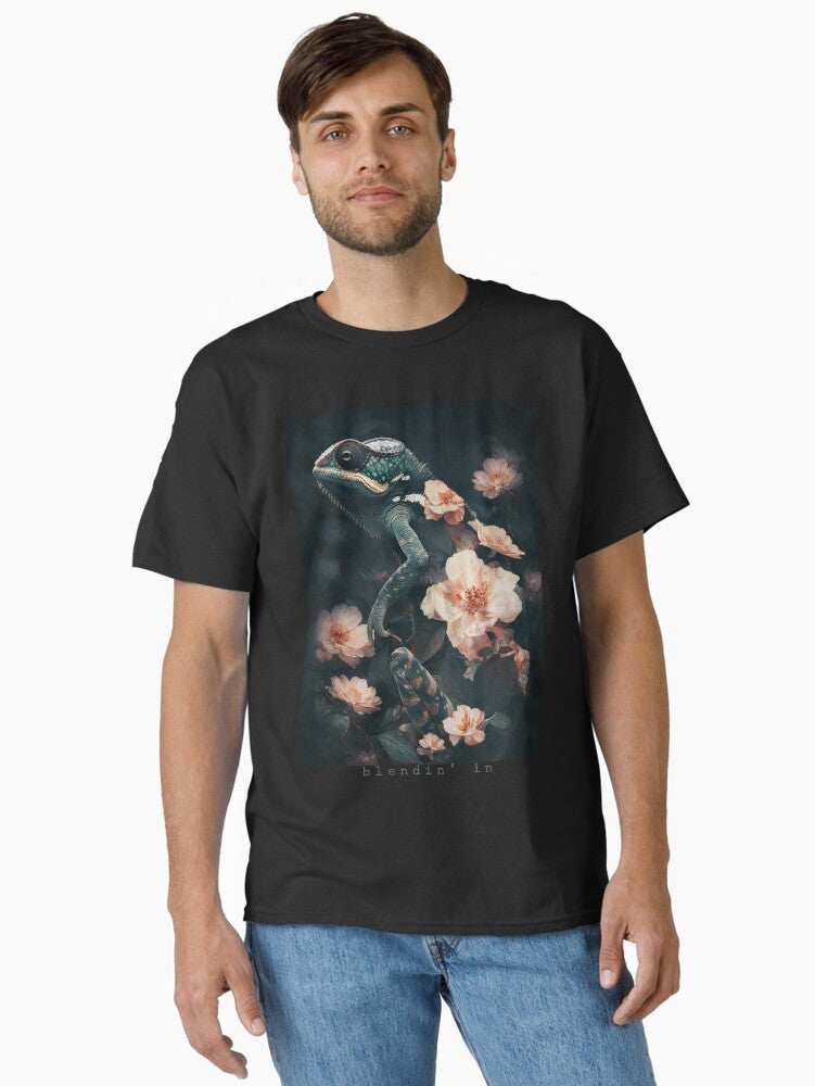 Blendin' In – Painterly Chamaeleon with Botanical Elements Classic T-Shirt