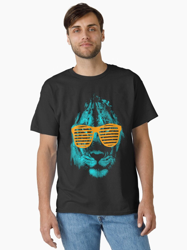 Beautiful Lion with Glasses Classic Shirt T Shirt Everyday Wear