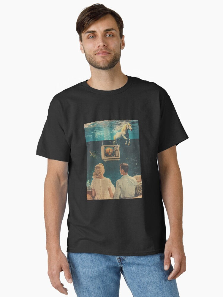 The living experience T-Shirt Classic T-Shirt | Premium Unisex T-Shirt, Trending Graphic Tee