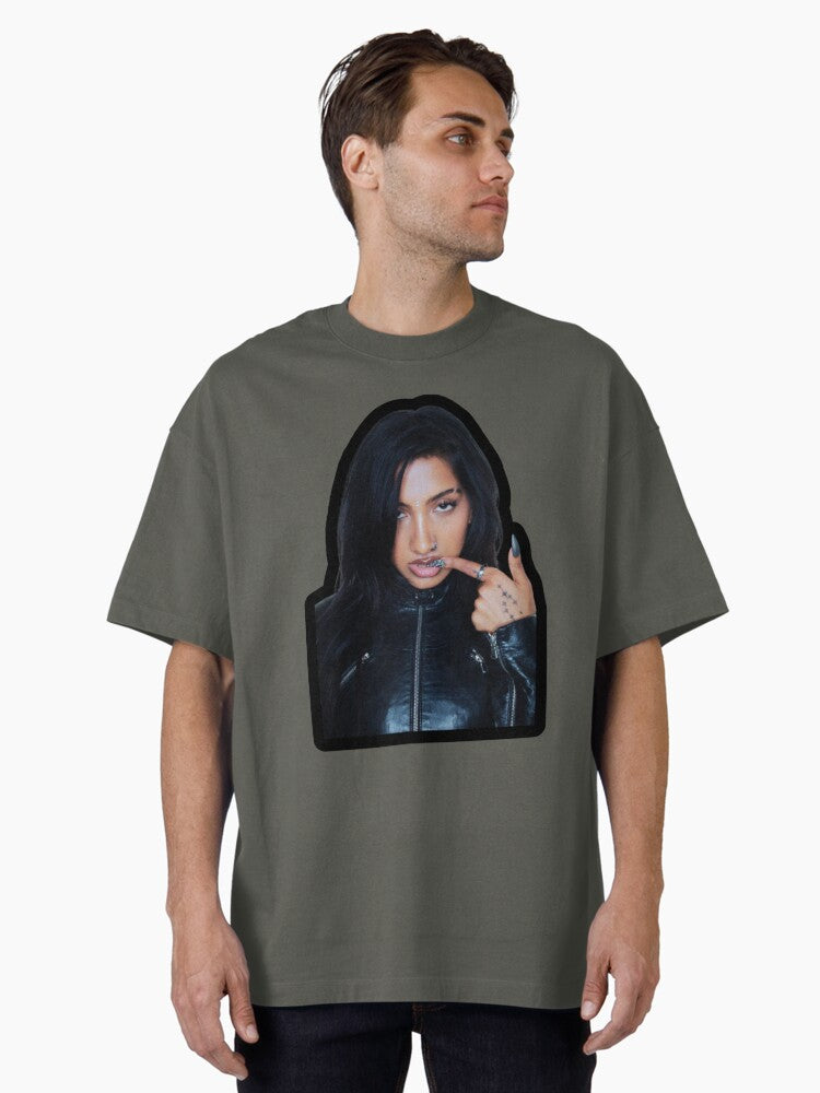 Lara Katseye Oversized T-Shirt