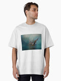 Eagle swooping for fish Oversized Shirt T Shirt Gift Ready