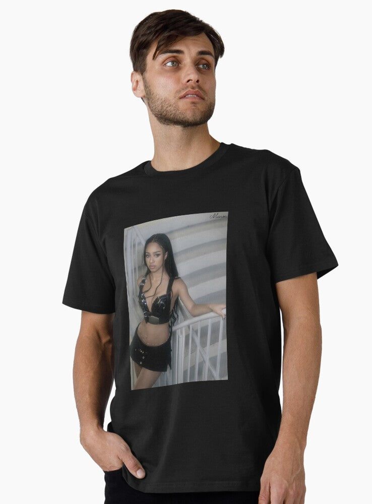 Manon - Katseye Premium T-Shirt